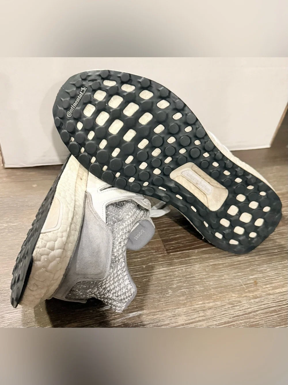 Adidas UltraBoost DNA Womens Size 7 1/2 Shoes Dash Gray Athletic Comfort FW4900